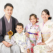 光が丘七五三7歳写真　着物　家族