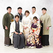 光が丘成人写真　振袖　紋付袴　家族